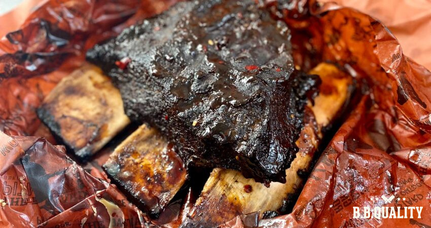 Strong and tipsy dino shortribs recept | BBQuality
